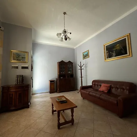 Apartment Pm 12 Via Umberto Primo *