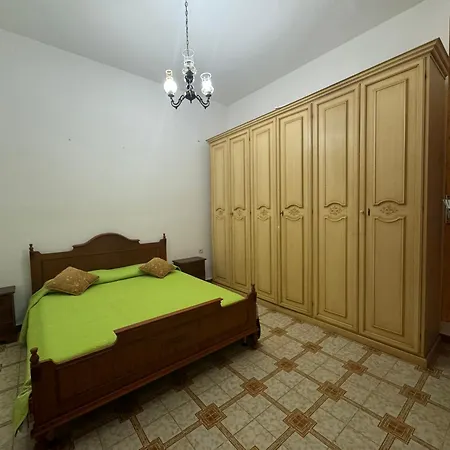 Pm 12 Via Umberto Primo Apartmán